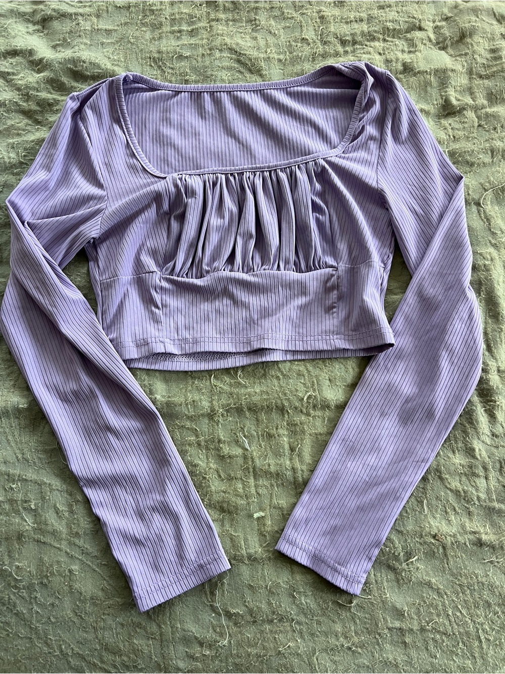 Women’s Lilac Purple Coquette Long Sleeve Pleated Scoop Neck Crop Top Size M
